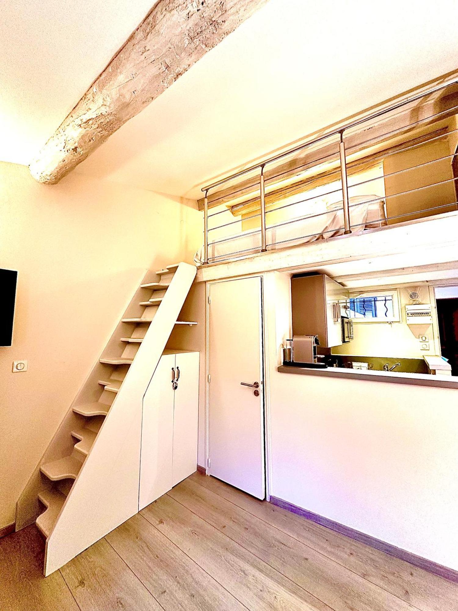 Appartement Cozy Le Cedre, Port De Tropez